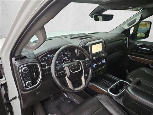 Used 2021 GMC Sierra 2500 Denali w/ Denali Ultimate Package AWD/4WD image 10