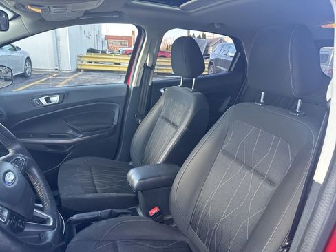 Used 2019 Ford EcoSport SE image 16