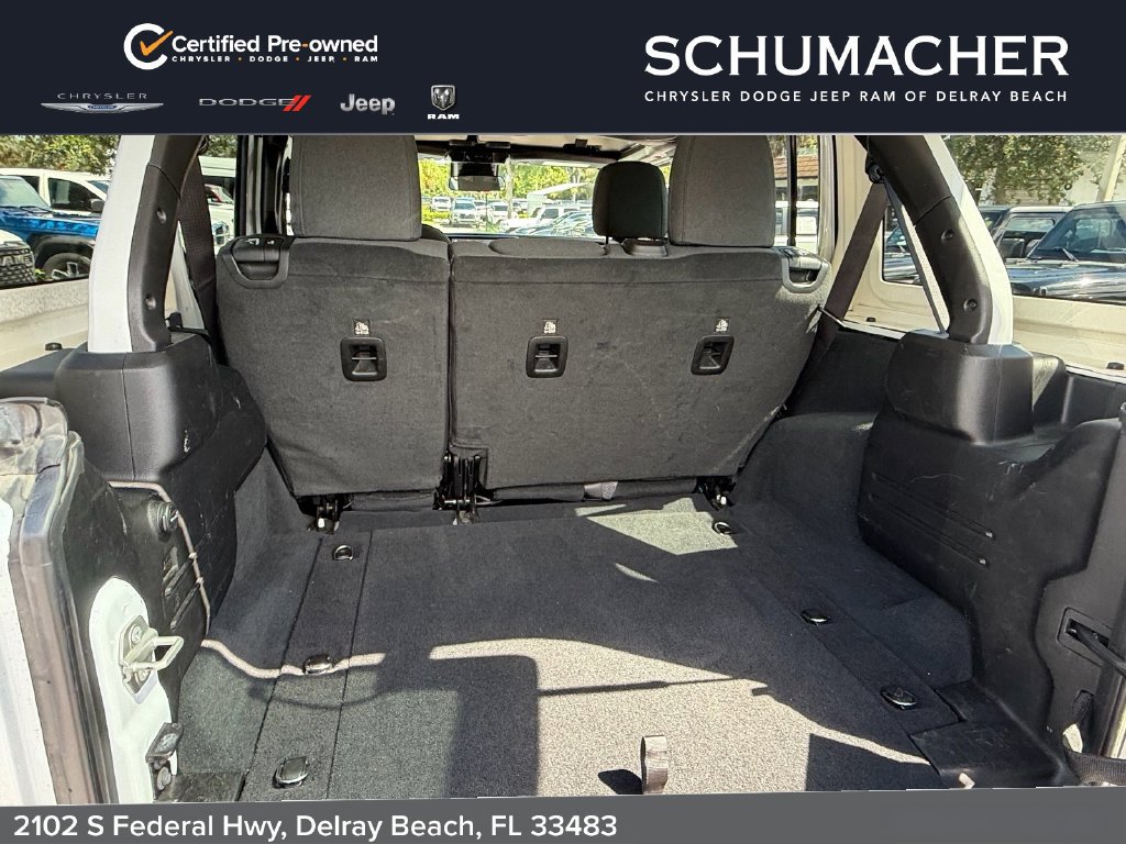 Certified 2024 Jeep Wrangler Unlimited Rubicon AWD/4WD image 17