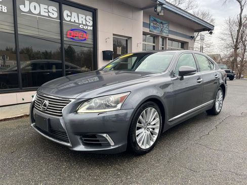 Used 2015 Lexus LS 460 AWD w/ Comfort Package image 5