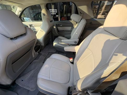 Used 2016 GMC Acadia SLT w/ Open Road Package image 15