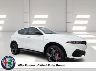 New 2026 Alfa Romeo Tonale Veloce w/ Quick Order Package 23H Volce video 1