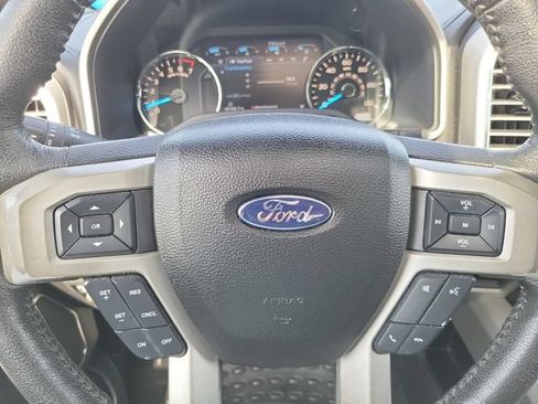 Used 2015 Ford F150 Lariat RWD image 22