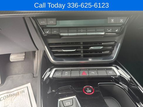 Used 2023 Audi e-tron GT Premium Plus AWD/4WD image 23