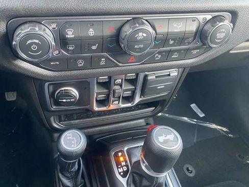 New 2026 Jeep Wrangler Unlimited Sport AWD/4WD image 21