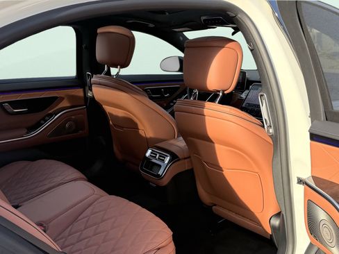 Used 2022 Mercedes-Benz S 580 4MATIC Sedan image 42