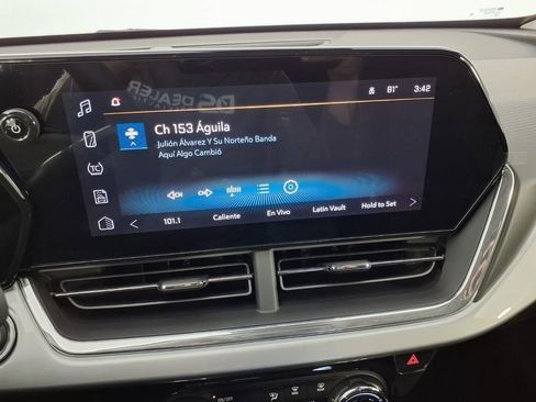 New 2026 Chevrolet Trax LT w/ Driver Confidence Package image 7