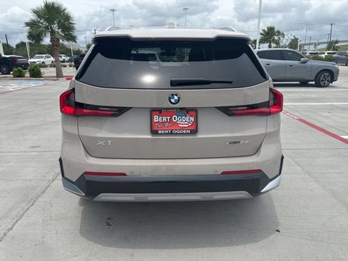 New 2026 BMW X1 xDrive28i w/ Convenience Package AWD/4WD image 5