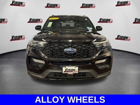 Used 2022 Ford Explorer ST-Line AWD/4WD image 2