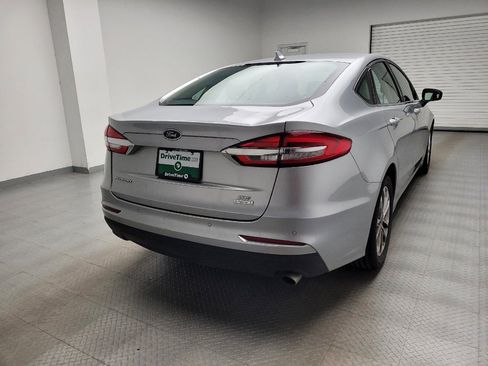 Used 2020 Ford Fusion SE FWD image 7