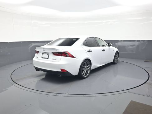 Used 2016 Lexus IS 200t RWD image 3
