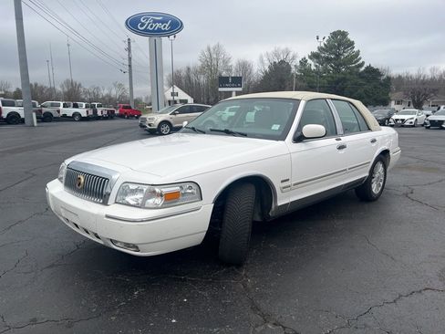Used 2009 Mercury Grand Marquis LS image 6