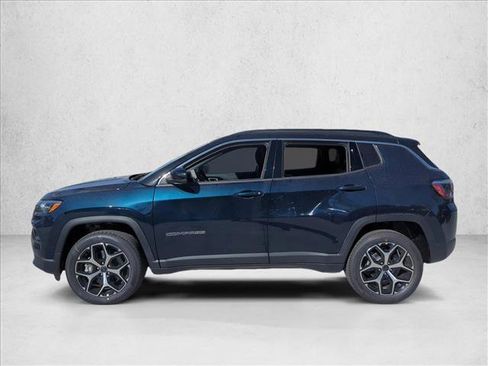 New 2026 Jeep Compass Limited image 4