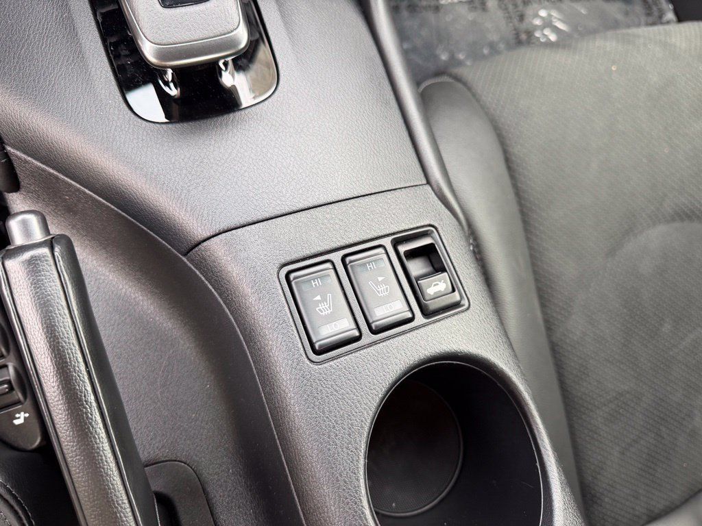 Used 2024 Nissan Z Performance w/ Floor Mat Package RWD image 26