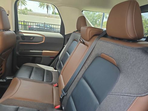 Used 2022 Ford Bronco Sport Outer Banks w/ Tech Package AWD/4WD image 11