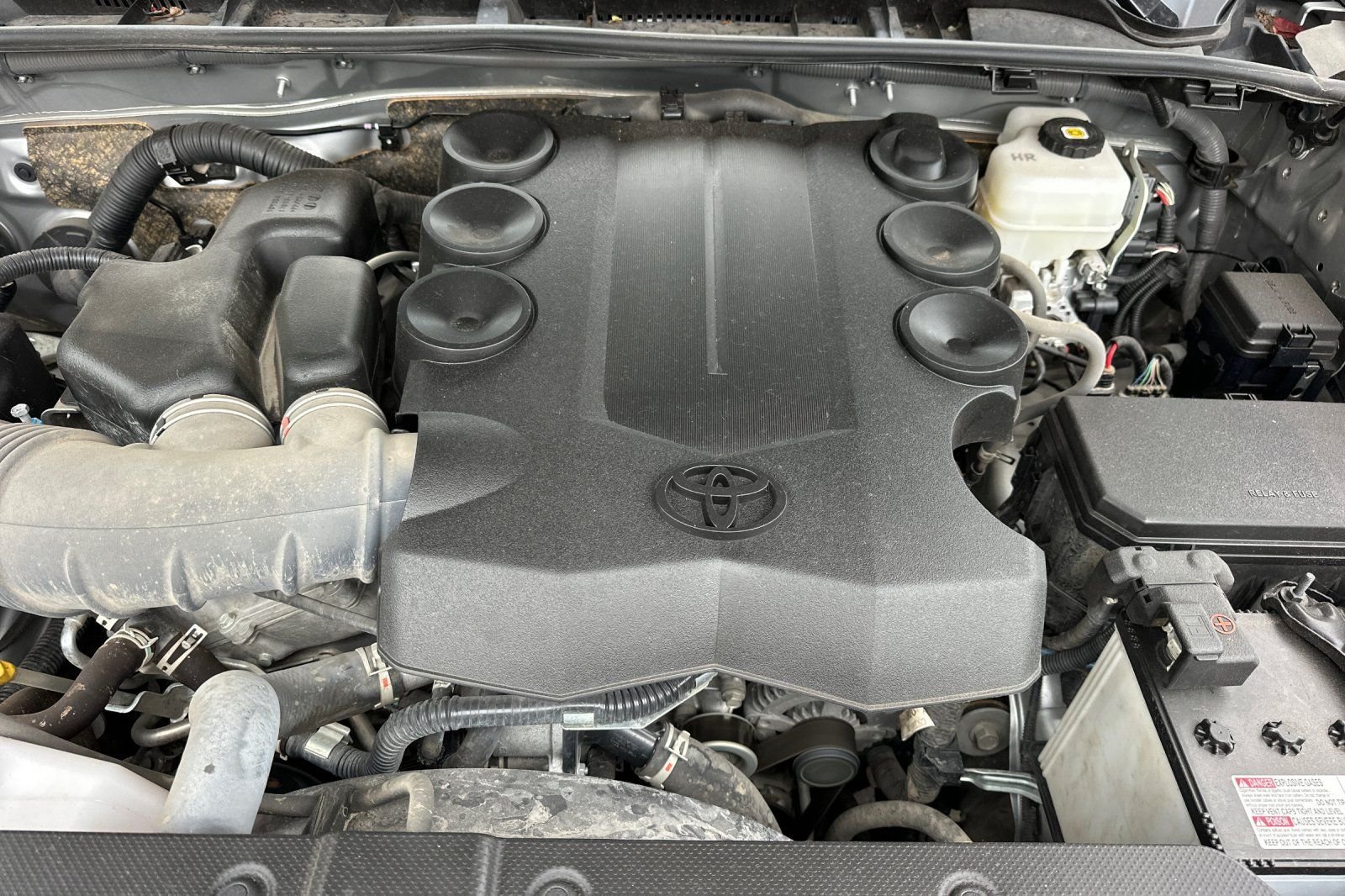 Used 2024 Toyota 4Runner SR5 AWD/4WD image 33