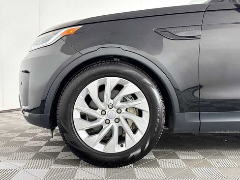 Used 2025 Land Rover Discovery S AWD/4WD image 29