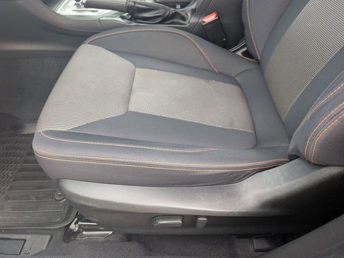 Used 2020 Subaru Crosstrek 2.0i Premium w/ Moonroof Package 2 image 15