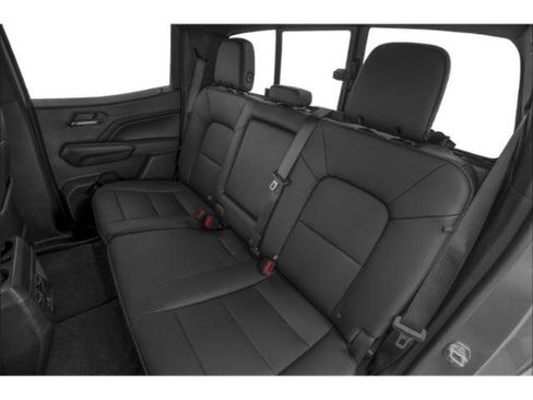 Used 2024 GMC Canyon Elevation w/ Elevation Premium Package RWD image 16