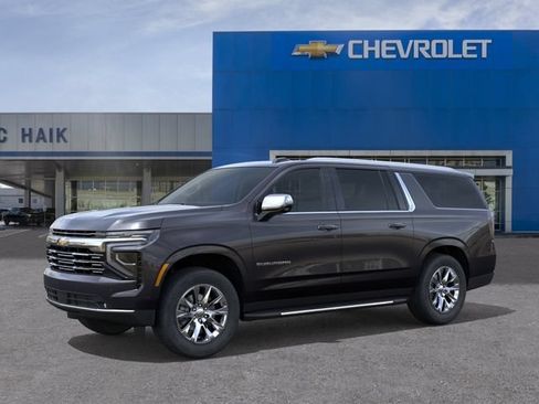 New 2026 Chevrolet Suburban Premier w/ Sun And Tow Package AWD/4WD image 2