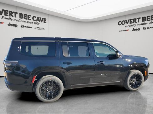 New 2026 Jeep Grand Wagoneer Limited image 10