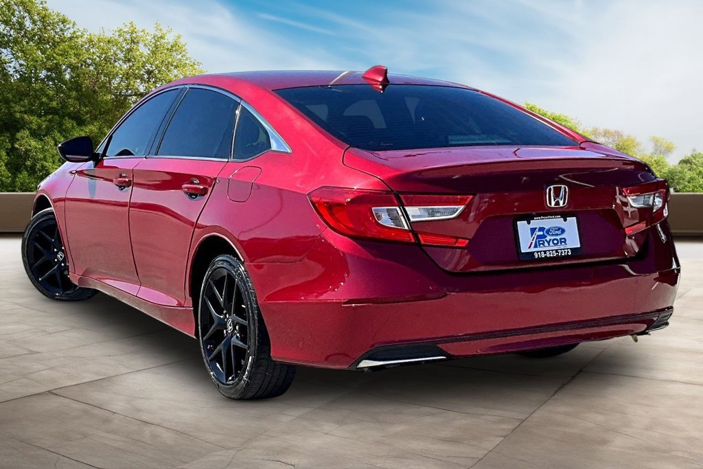 Used 2018 Honda Accord LX image 12