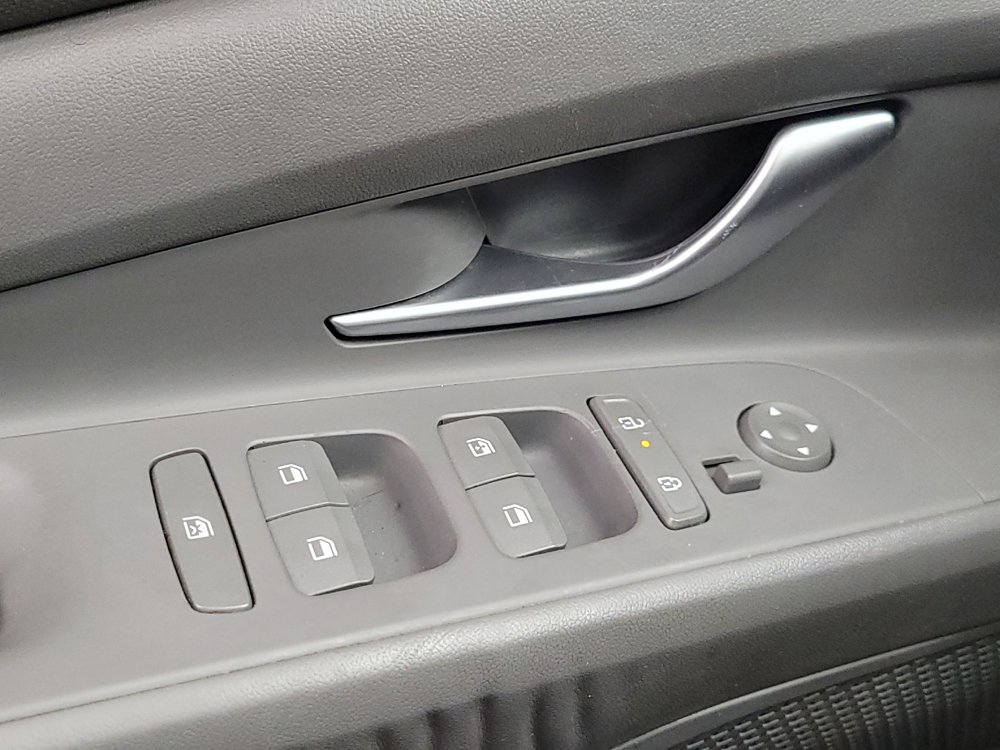 Used 2024 Hyundai Elantra SEL w/ Convenience Package FWD image 27