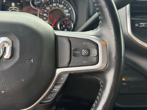 Used 2024 RAM 3500 Big Horn AWD/4WD image 17