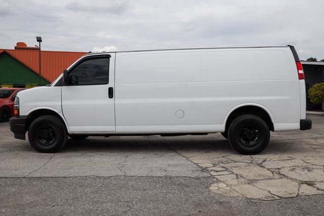 Used 2022 Chevrolet Express 2500 Extended w/ Driver Convenience Package RWD image 4