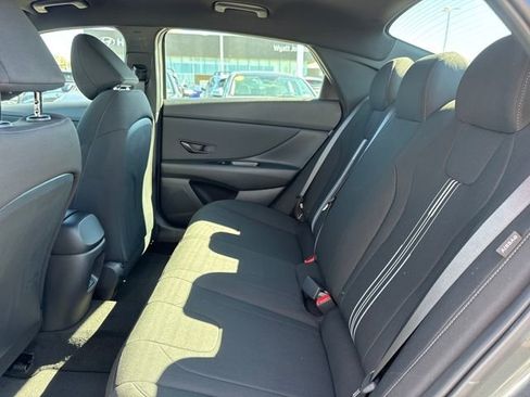 New 2026 Hyundai Elantra Sport image 9