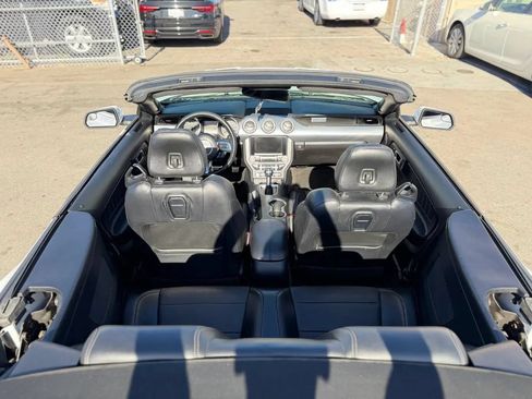 Used 2018 Ford Mustang Premium RWD image 28