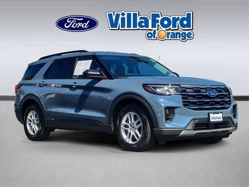 Used 2026 Ford Explorer Active w/ Active Comfort Package RWD image 1