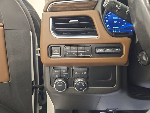 Used 2022 Chevrolet Tahoe High Country AWD/4WD image 35