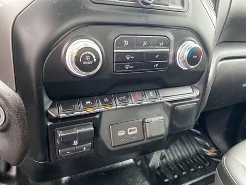 Certified 2023 GMC Sierra 1500 Pro w/ Convenience Package image 11