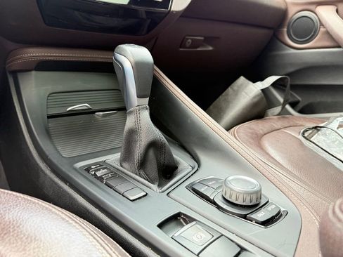 Used 2018 BMW X1 sDrive28i image 18