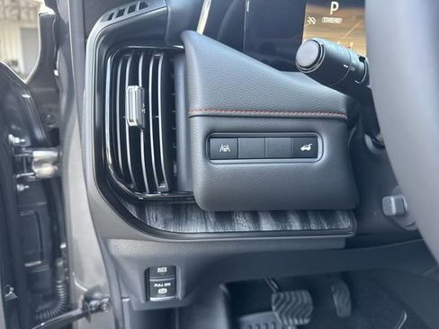 New 2026 Nissan Armada PRO-4X image 27