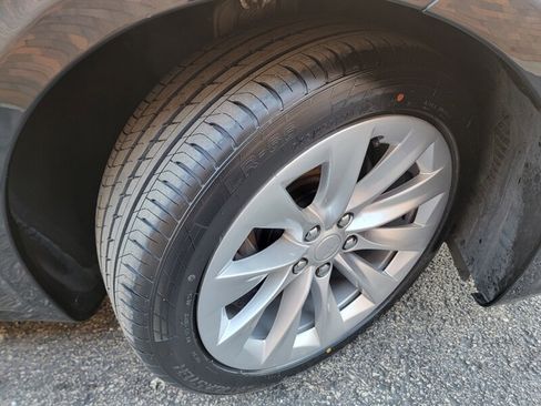 Used 2018 Tesla Model S 75D image 35