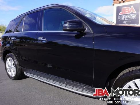 Used 2014 Mercedes-Benz ML 350 ML Class 350 SUV Rear DVD image 38