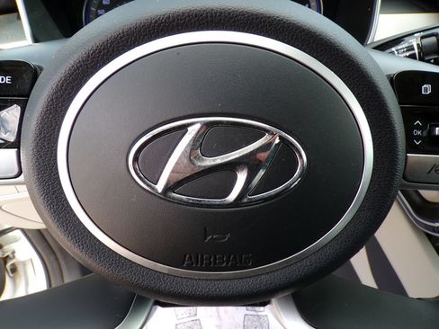Certified 2023 Hyundai Tucson SEL AWD/4WD image 31