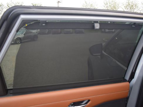 New 2026 Nissan Pathfinder Platinum image 52