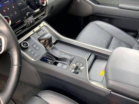 Used 2024 Lexus GX 550 550 Overtrail+ image 13