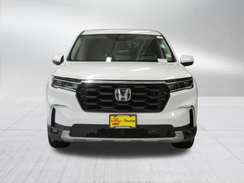 Used 2024 Honda Pilot EX-L image 2