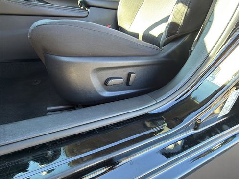 Used 2023 Nissan Altima 2.5 SV image 5