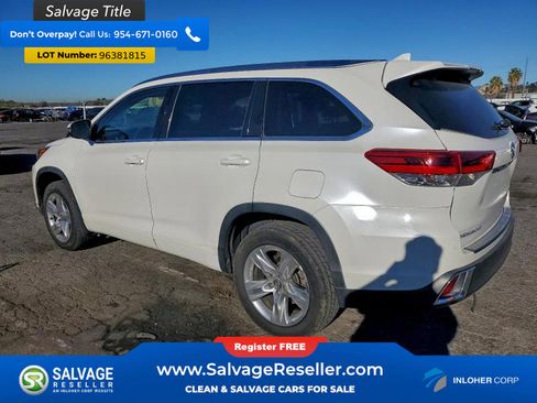 Used 2017 Toyota Highlander Limited image 3