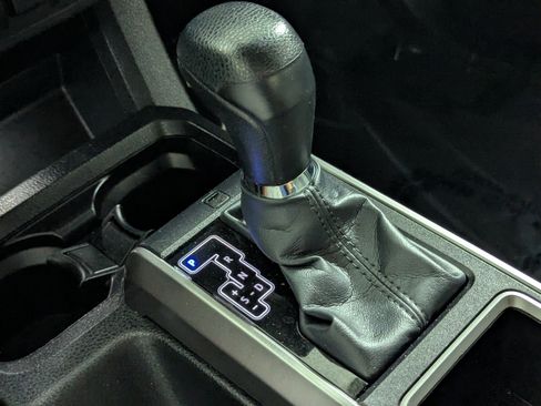 Used 2023 Toyota Tacoma SR5 RWD image 21