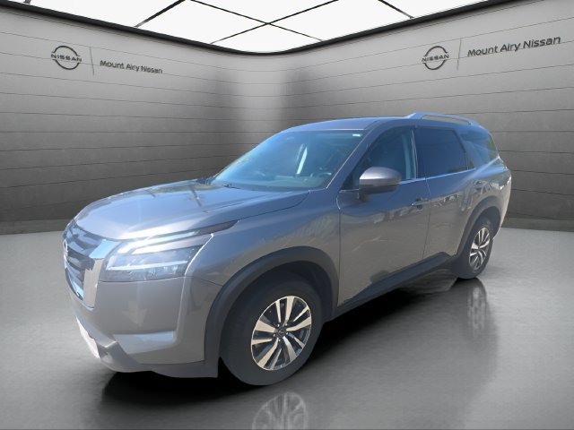 Used 2025 Nissan Pathfinder SL AWD/4WD image 8