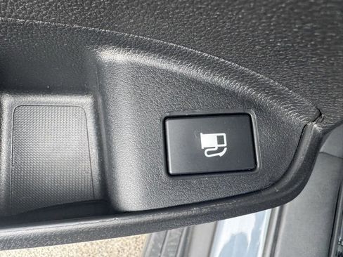 Used 2022 Honda Ridgeline Black Edition image 14