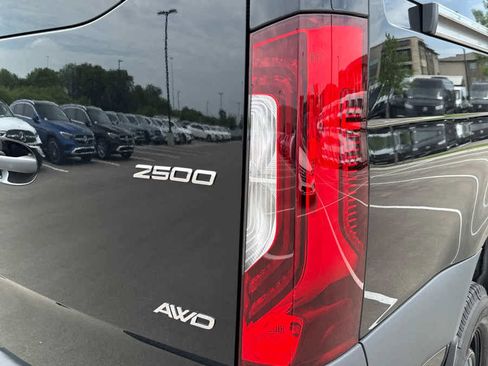 New 2025 Mercedes-Benz Sprinter 2500 image 11