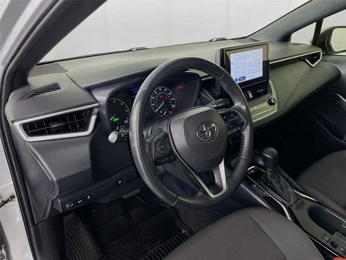 Used 2024 Toyota Corolla SE FWD image 12
