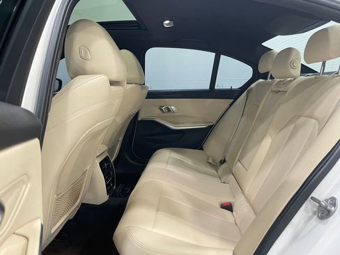 Used 2019 BMW 330i xDrive Sedan w/ Convenience Package image 30